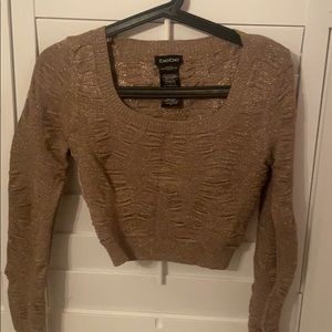 Beautiful shimmer gold crop top and pencil skirt